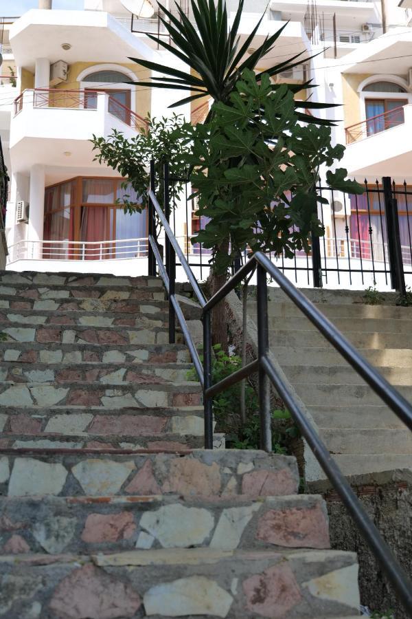 Hotel Ceka Саранда Экстерьер фото