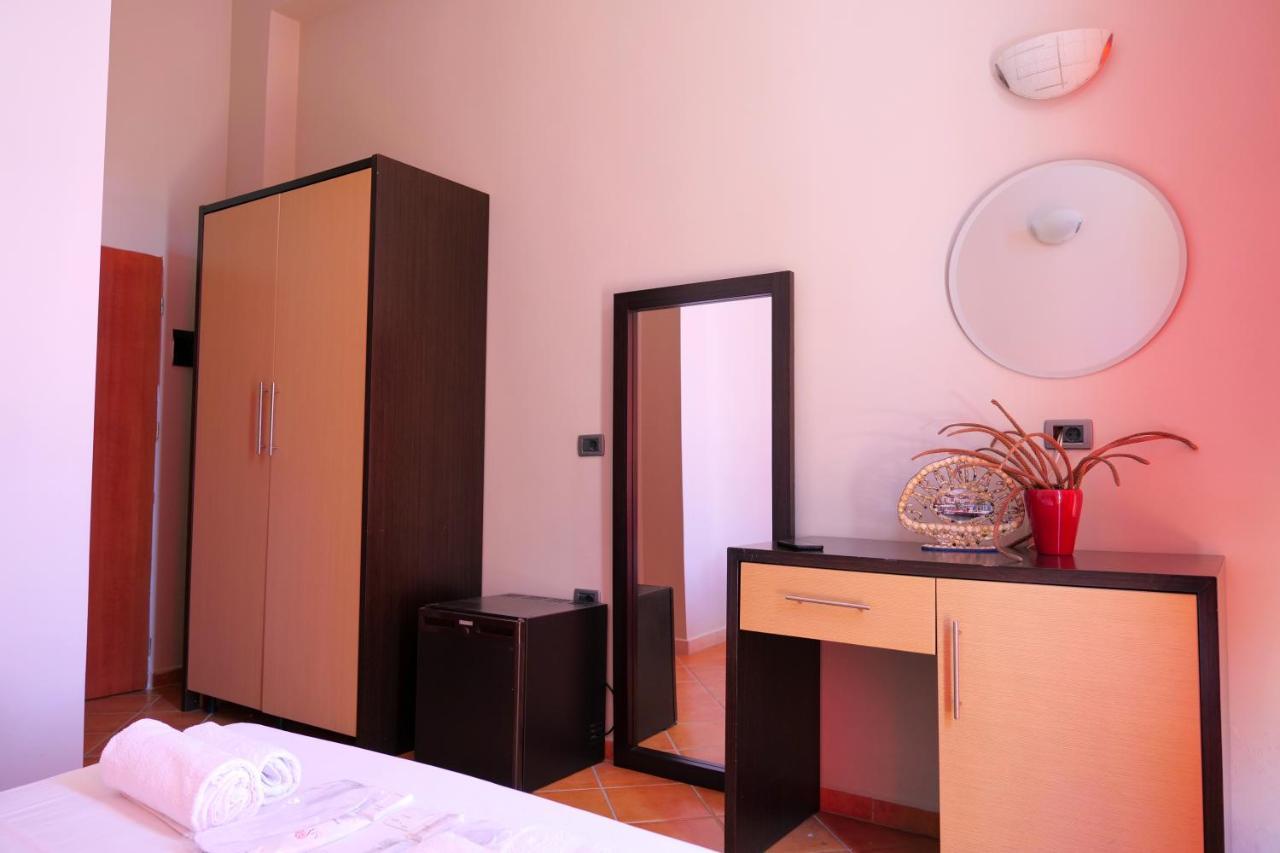 Hotel Ceka Саранда Экстерьер фото