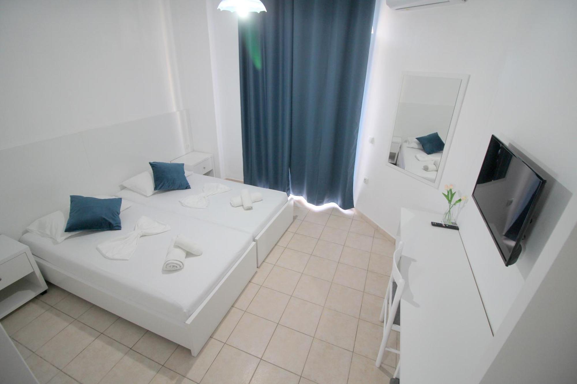 Hotel Ceka Саранда Экстерьер фото
