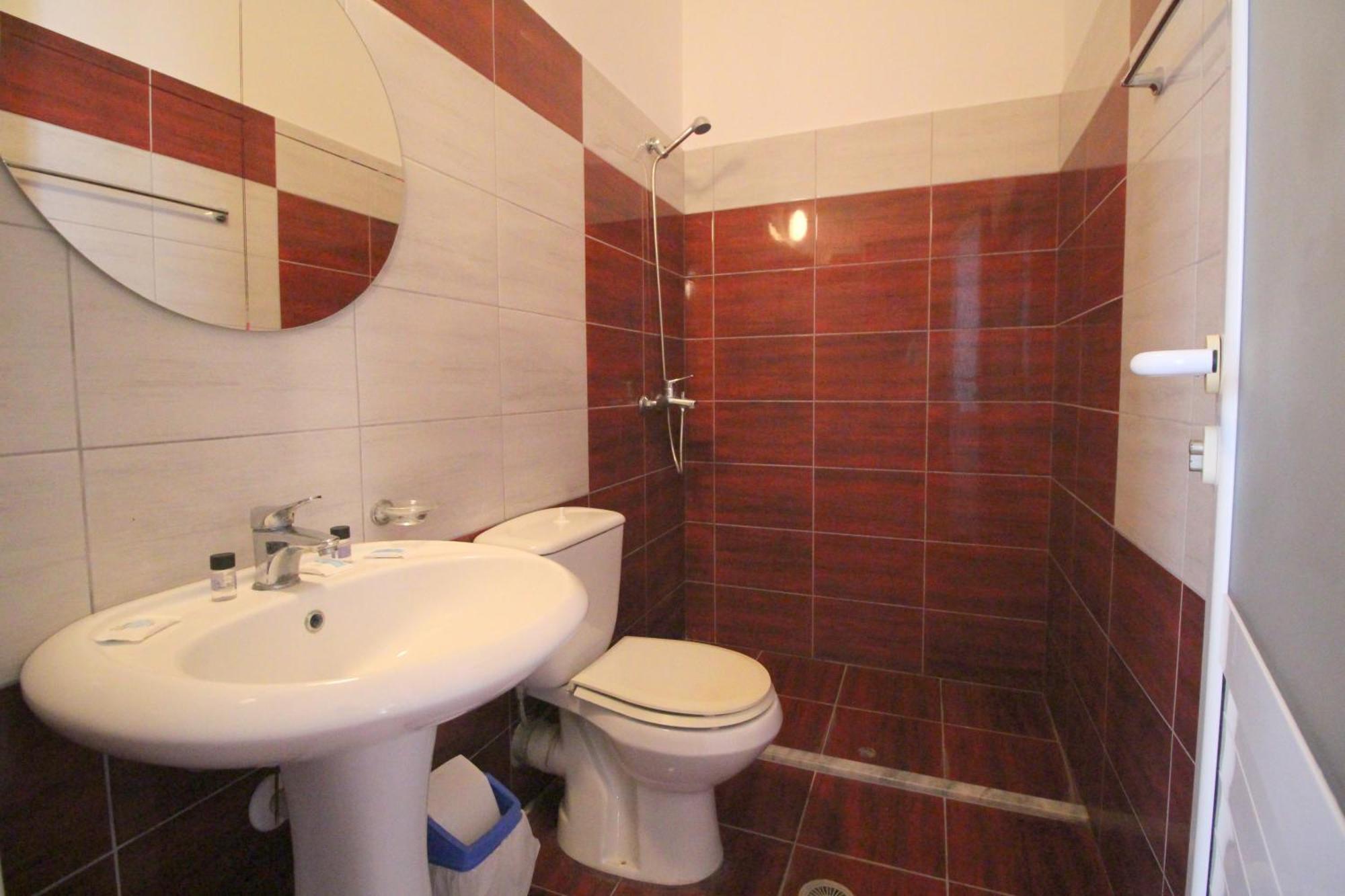Hotel Ceka Саранда Экстерьер фото